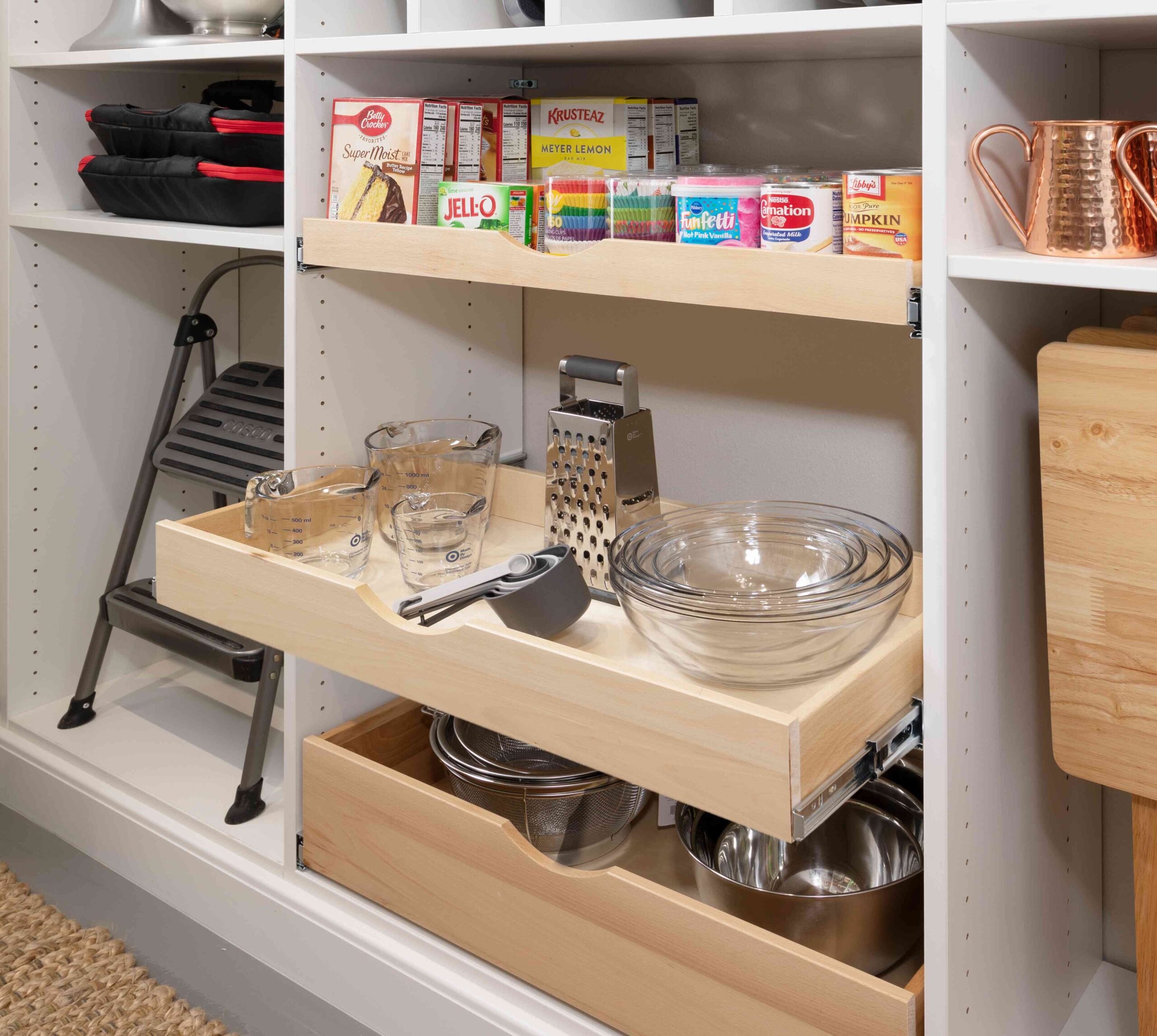 Pull-Out Beech Drawers