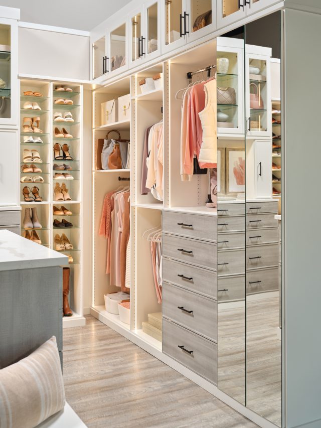 Boutique Closet | Arctic White & River Rock | Inspired Closets - Custom ...