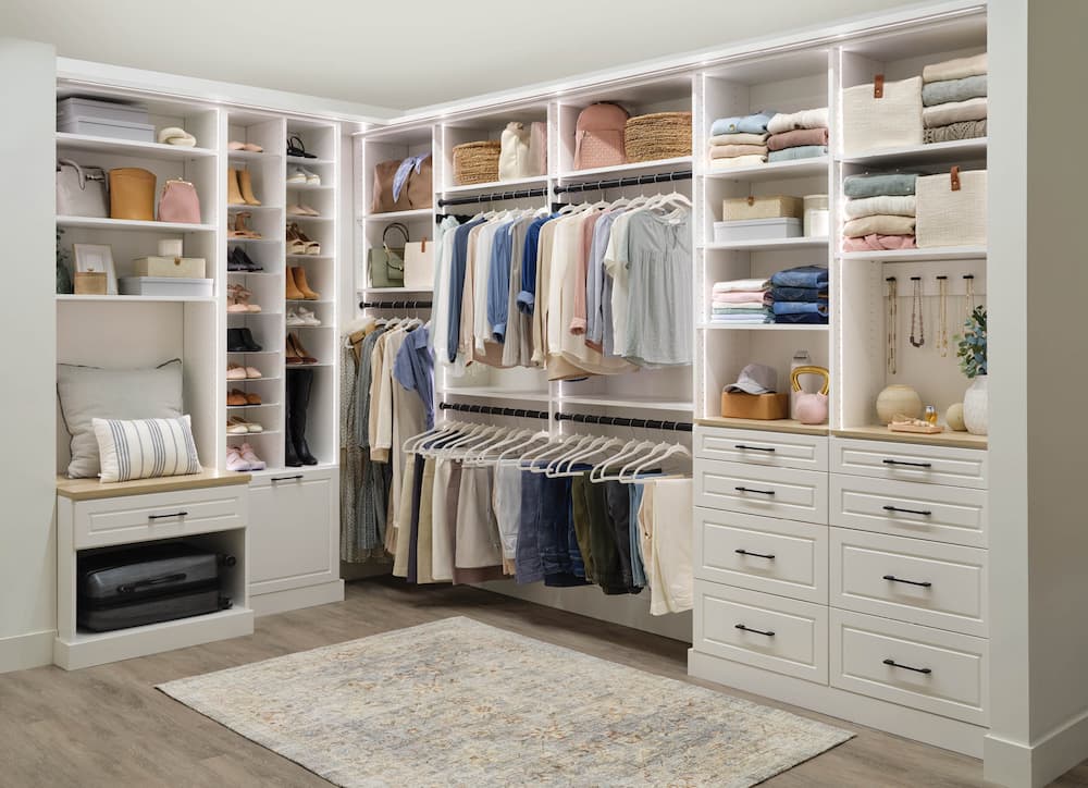 How To Spring Clean Your Closet - Learning Center April 2022