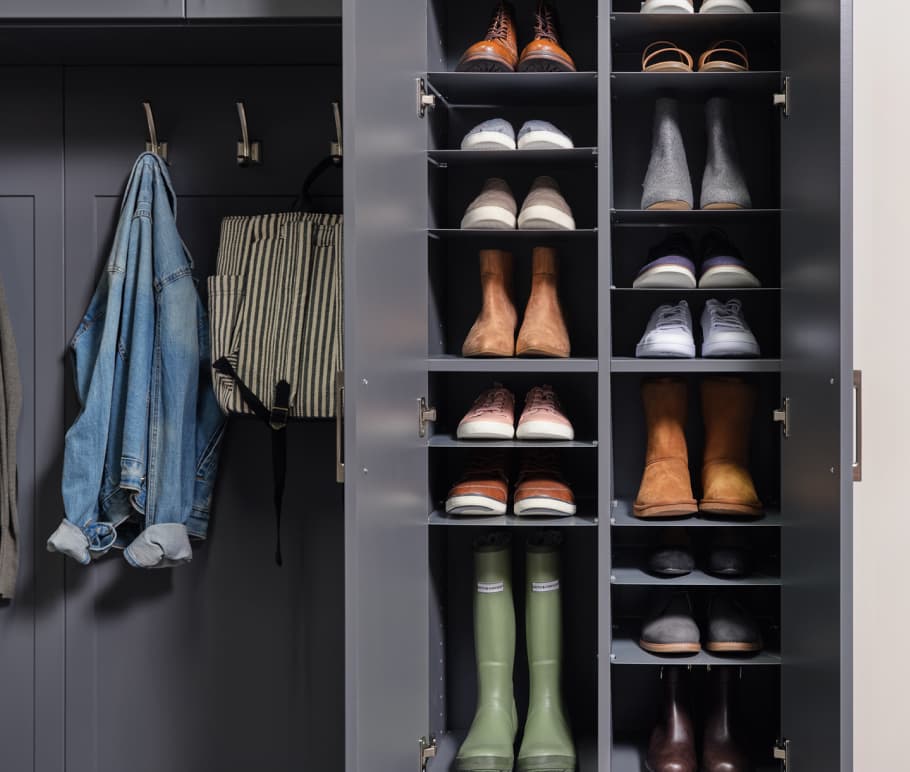 Small entryway shoe storage - an Ideabook by M P