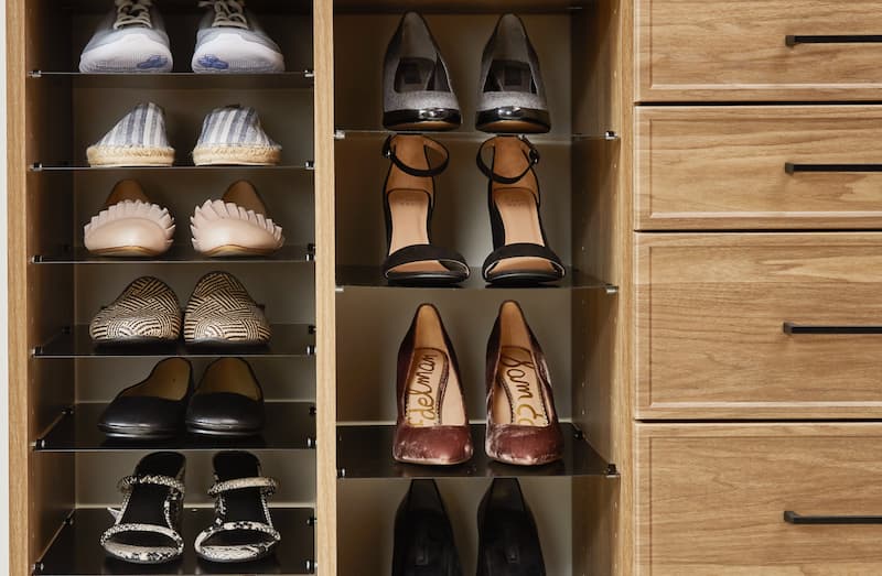 Shoes on Shelfs