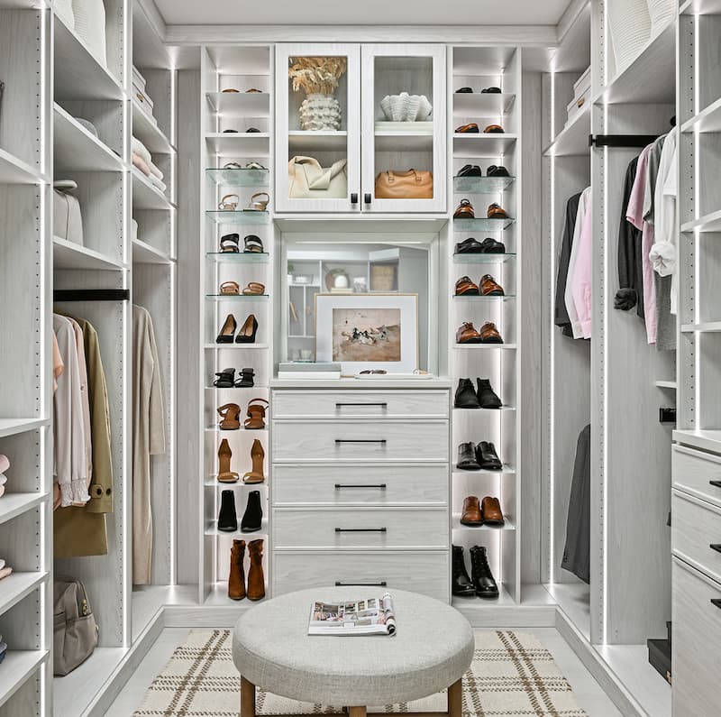 Walk-in Closet