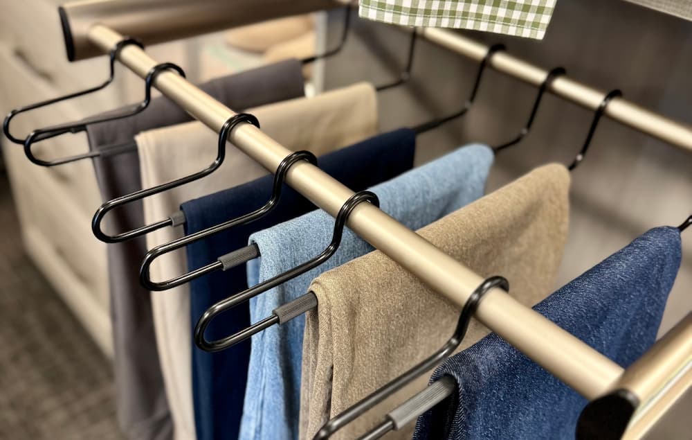 closet cloths rack